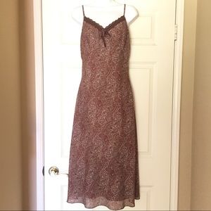 Vintage Slip Dress w Lace/velvet neckline size 8